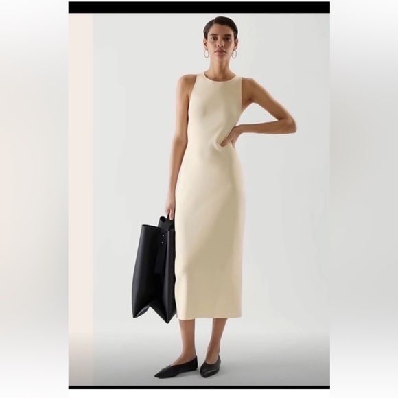Dresses & Skirts - 💄Massimo Dutti Cotton Cream Sleeveless  Open back Dress S